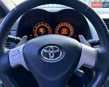 Серый Тойота Королла, объемом двигателя 1.6 л и пробегом 306 тыс. км за 6999 $, фото 5 на Automoto.ua