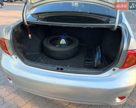 Серый Тойота Королла, объемом двигателя 1.6 л и пробегом 169 тыс. км за 6999 $, фото 11 на Automoto.ua