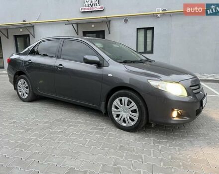 Сірий Тойота Королла, об'ємом двигуна 1.6 л та пробігом 257 тис. км за 5850 $, фото 1 на Automoto.ua