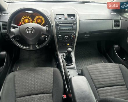 Сірий Тойота Королла, об'ємом двигуна 1.6 л та пробігом 287 тис. км за 5999 $, фото 20 на Automoto.ua