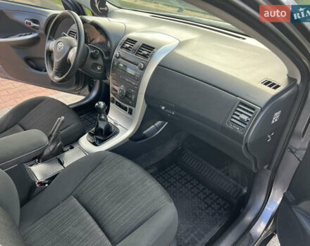 Сірий Тойота Королла, об'ємом двигуна 1.6 л та пробігом 213 тис. км за 7699 $, фото 28 на Automoto.ua