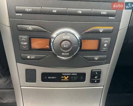 Сірий Тойота Королла, об'ємом двигуна 1.6 л та пробігом 297 тис. км за 7190 $, фото 16 на Automoto.ua