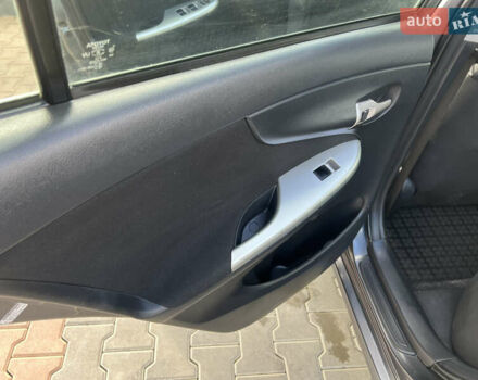 Сірий Тойота Королла, об'ємом двигуна 1.6 л та пробігом 213 тис. км за 7699 $, фото 36 на Automoto.ua