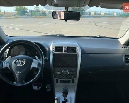Сірий Тойота Королла, об'ємом двигуна 1.6 л та пробігом 221 тис. км за 7200 $, фото 13 на Automoto.ua