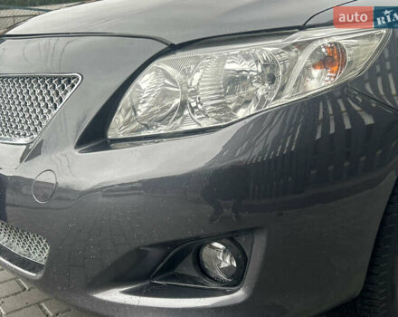 Сірий Тойота Королла, об'ємом двигуна 1.6 л та пробігом 287 тис. км за 5999 $, фото 8 на Automoto.ua