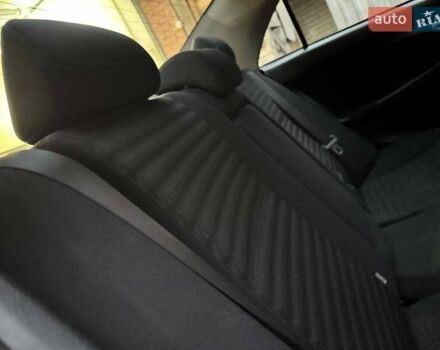 Серый Тойота Королла, объемом двигателя 1.6 л и пробегом 165 тыс. км за 7250 $, фото 20 на Automoto.ua