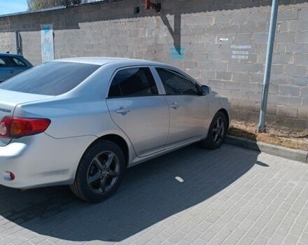 Серый Тойота Королла, объемом двигателя 1.6 л и пробегом 330 тыс. км за 5391 $, фото 1 на Automoto.ua