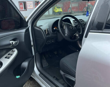 Серый Тойота Королла, объемом двигателя 1.6 л и пробегом 279 тыс. км за 6999 $, фото 4 на Automoto.ua