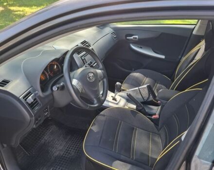 Сірий Тойота Королла, об'ємом двигуна 1.6 л та пробігом 107 тис. км за 161 $, фото 6 на Automoto.ua