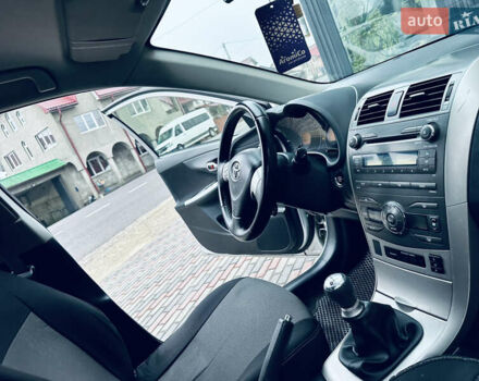 Серый Тойота Королла, объемом двигателя 1.6 л и пробегом 197 тыс. км за 6300 $, фото 47 на Automoto.ua