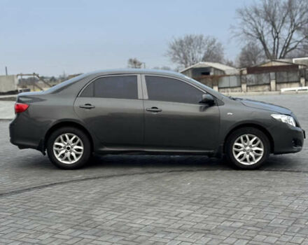 Серый Тойота Королла, объемом двигателя 1.6 л и пробегом 235 тыс. км за 4999 $, фото 5 на Automoto.ua