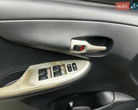 Серый Тойота Королла, объемом двигателя 1.6 л и пробегом 223 тыс. км за 5700 $, фото 6 на Automoto.ua