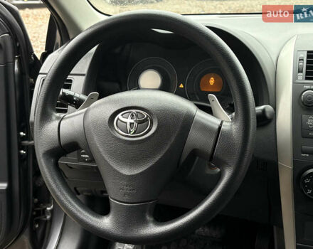 Серый Тойота Королла, объемом двигателя 1.6 л и пробегом 44 тыс. км за 8300 $, фото 15 на Automoto.ua
