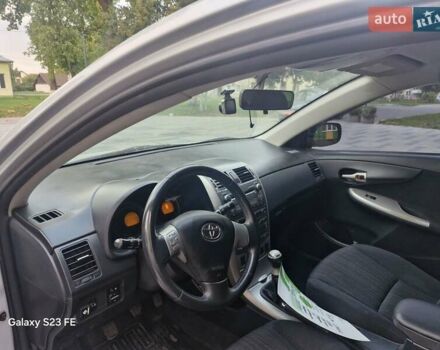 Сірий Тойота Королла, об'ємом двигуна 1.6 л та пробігом 170 тис. км за 7299 $, фото 21 на Automoto.ua