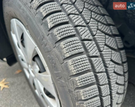 Серый Тойота Королла, объемом двигателя 1.4 л и пробегом 237 тыс. км за 6999 $, фото 6 на Automoto.ua