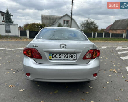 Серый Тойота Королла, объемом двигателя 1.4 л и пробегом 237 тыс. км за 6999 $, фото 2 на Automoto.ua