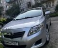 Серый Тойота Королла, объемом двигателя 1.6 л и пробегом 300 тыс. км за 8000 $, фото 1 на Automoto.ua