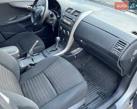 Серый Тойота Королла, объемом двигателя 1.6 л и пробегом 238 тыс. км за 7900 $, фото 30 на Automoto.ua