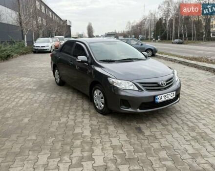 Серый Тойота Королла, объемом двигателя 1.33 л и пробегом 235 тыс. км за 7850 $, фото 4 на Automoto.ua