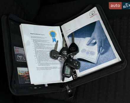 Сірий Тойота Королла, об'ємом двигуна 1.33 л та пробігом 138 тис. км за 7650 $, фото 36 на Automoto.ua