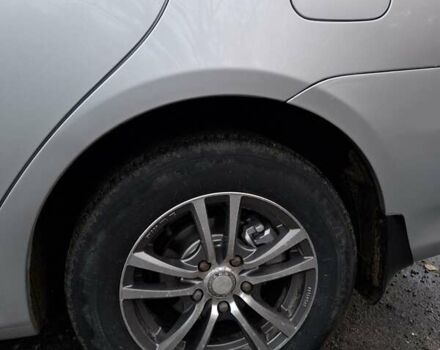 Серый Тойота Королла, объемом двигателя 1.3 л и пробегом 286 тыс. км за 5999 $, фото 2 на Automoto.ua