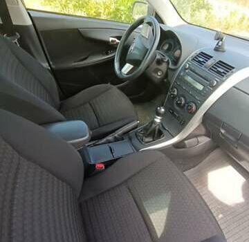 Серый Тойота Королла, объемом двигателя 1.33 л и пробегом 93 тыс. км за 8700 $, фото 2 на Automoto.ua