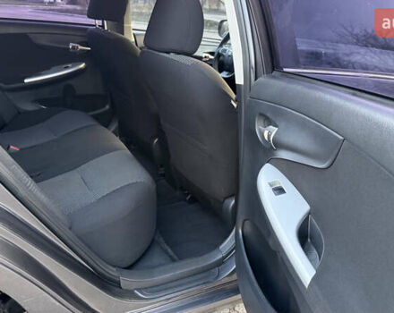 Сірий Тойота Королла, об'ємом двигуна 1.6 л та пробігом 83 тис. км за 10700 $, фото 16 на Automoto.ua