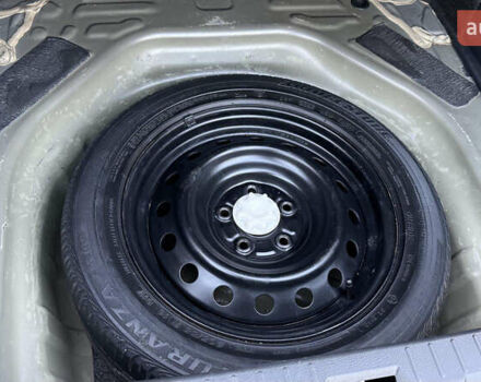 Сірий Тойота Королла, об'ємом двигуна 1.6 л та пробігом 83 тис. км за 10700 $, фото 19 на Automoto.ua