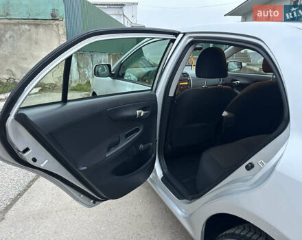 Серый Тойота Королла, объемом двигателя 1.33 л и пробегом 154 тыс. км за 7800 $, фото 17 на Automoto.ua