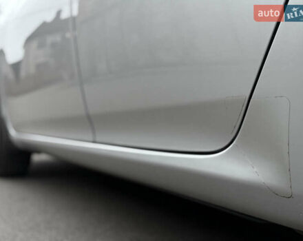 Сірий Тойота Королла, об'ємом двигуна 1.33 л та пробігом 138 тис. км за 7650 $, фото 12 на Automoto.ua