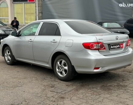 Сірий Тойота Королла, об'ємом двигуна 1.3 л та пробігом 137 тис. км за 7490 $, фото 6 на Automoto.ua