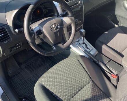 Серый Тойота Королла, объемом двигателя 1.6 л и пробегом 268 тыс. км за 7600 $, фото 4 на Automoto.ua