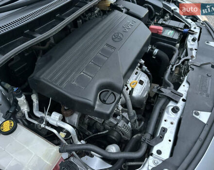 Серый Тойота Королла, объемом двигателя 1.33 л и пробегом 154 тыс. км за 7800 $, фото 26 на Automoto.ua