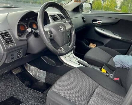Сірий Тойота Королла, об'ємом двигуна 1.6 л та пробігом 180 тис. км за 9500 $, фото 11 на Automoto.ua