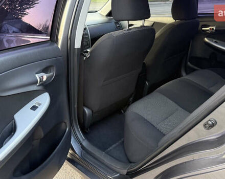 Сірий Тойота Королла, об'ємом двигуна 1.6 л та пробігом 83 тис. км за 10700 $, фото 17 на Automoto.ua