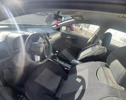 Серый Тойота Королла, объемом двигателя 1.3 л и пробегом 355 тыс. км за 4850 $, фото 9 на Automoto.ua