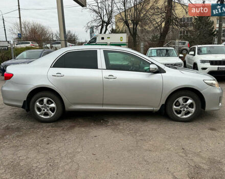 Серый Тойота Королла, объемом двигателя 1.3 л и пробегом 137 тыс. км за 7490 $, фото 4 на Automoto.ua