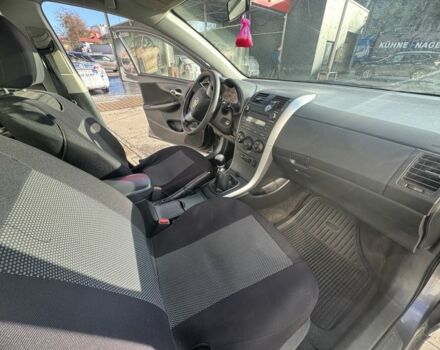 Серый Тойота Королла, объемом двигателя 1.3 л и пробегом 355 тыс. км за 4850 $, фото 11 на Automoto.ua