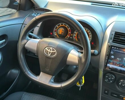 Серый Тойота Королла, объемом двигателя 1.3 л и пробегом 219 тыс. км за 7990 $, фото 19 на Automoto.ua