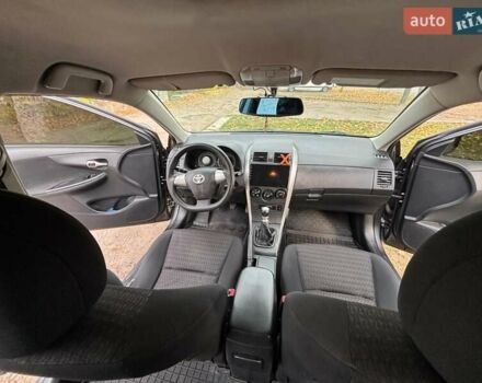 Сірий Тойота Королла, об'ємом двигуна 1.3 л та пробігом 253 тис. км за 7500 $, фото 15 на Automoto.ua