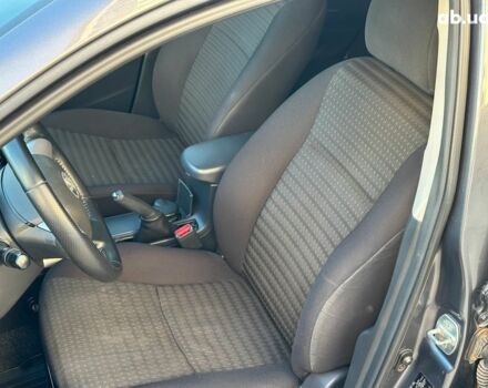 Серый Тойота Королла, объемом двигателя 1.3 л и пробегом 219 тыс. км за 7990 $, фото 12 на Automoto.ua