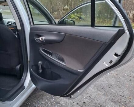 Серый Тойота Королла, объемом двигателя 1.3 л и пробегом 286 тыс. км за 5999 $, фото 13 на Automoto.ua