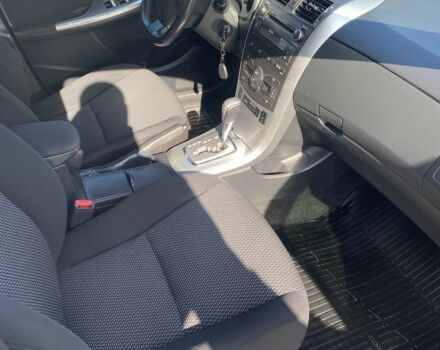 Серый Тойота Королла, объемом двигателя 1.6 л и пробегом 268 тыс. км за 7600 $, фото 6 на Automoto.ua