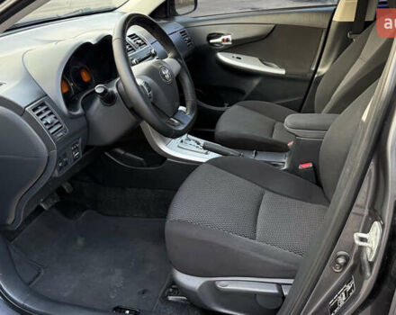 Сірий Тойота Королла, об'ємом двигуна 1.6 л та пробігом 83 тис. км за 10700 $, фото 9 на Automoto.ua