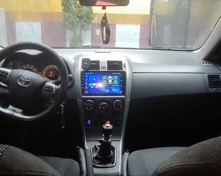 Серый Тойота Королла, объемом двигателя 1.33 л и пробегом 169 тыс. км за 7500 $, фото 13 на Automoto.ua