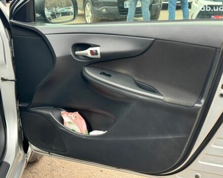 Сірий Тойота Королла, об'ємом двигуна 1.3 л та пробігом 137 тис. км за 7490 $, фото 18 на Automoto.ua