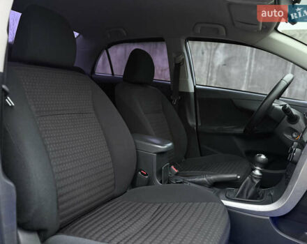 Сірий Тойота Королла, об'ємом двигуна 1.33 л та пробігом 138 тис. км за 7650 $, фото 28 на Automoto.ua