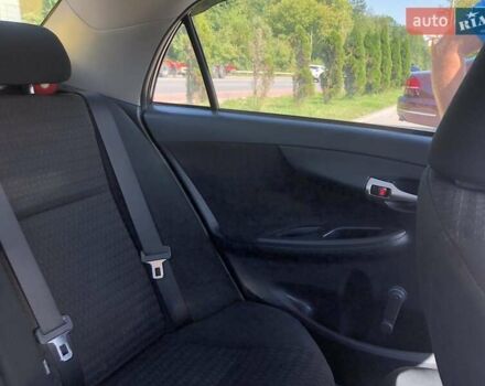 Сірий Тойота Королла, об'ємом двигуна 1.33 л та пробігом 174 тис. км за 7500 $, фото 10 на Automoto.ua