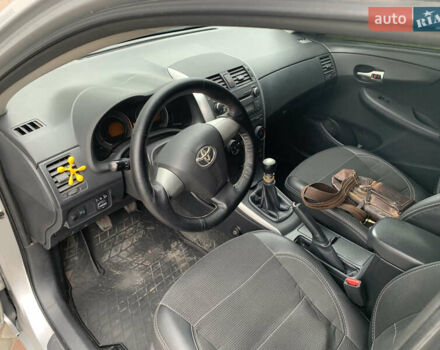 Серый Тойота Королла, объемом двигателя 1.33 л и пробегом 254 тыс. км за 6599 $, фото 9 на Automoto.ua