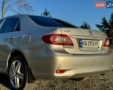 Серый Тойота Королла, объемом двигателя 1.6 л и пробегом 265 тыс. км за 7899 $, фото 11 на Automoto.ua
